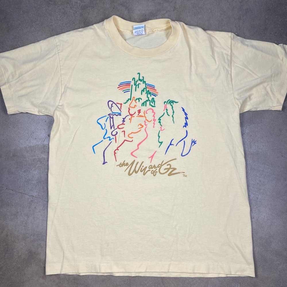 Vintage wizard of oz MGM grand tee